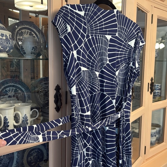 Tori Richard Honolulu Wrap Dress - Picture 8 of 12